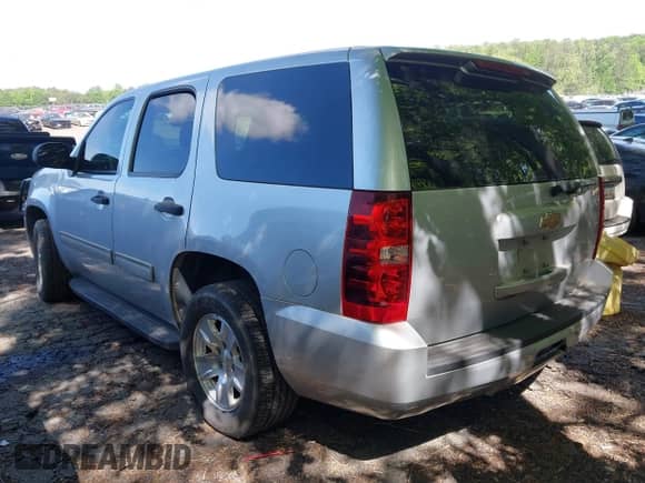 2014 Chevrolet Tahoe Commercial с VIN 1GNLC2E05ER165657, выставлен на аукционе IAAI как лот 42076993 с пробегом 125 156 миль миль и . История ставок и продаж доступна на DreamBid. Изображение 3.