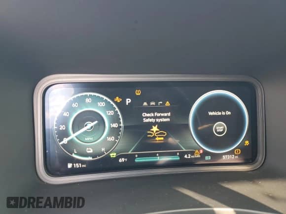 2023 Hyundai Kona SEL z VIN KM8K33AG8PU183708, wystawiony jako Copart lot #84265775 z przebiegiem 57 312 mil mil oraz Czysty tytuł • Clean title. Historia ofert i sprzedaży dostępna na DreamBid. Obrazek 9.