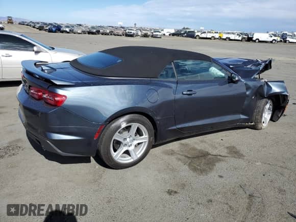 2023 Chevrolet Camaro 1LT z VIN 1G1FB3DS5P0131591, wystawiony jako Copart lot #76425024 z przebiegiem Nie podano mil oraz Szkoda całkowita • Salvage title. Historia ofert i sprzedaży dostępna na DreamBid. Obrazek 3.