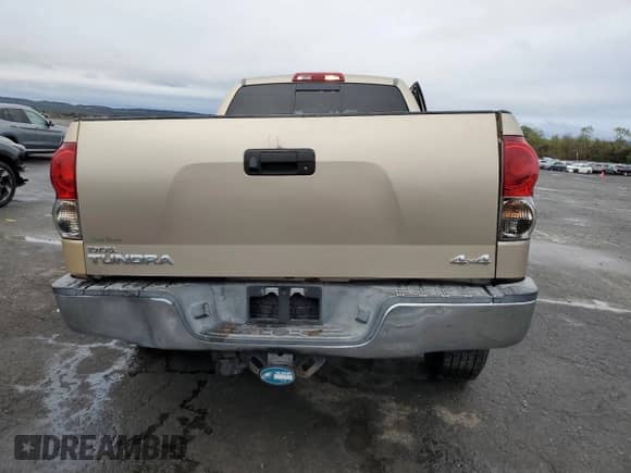 2007 Toyota Tundra SR5 z VIN 5TBBT54127S453164, wystawiony jako Copart lot #85844045 z przebiegiem 180 970 mil mil oraz Szkoda całkowita • Salvage title. Historia ofert i sprzedaży dostępna na DreamBid. Obrazek 6.