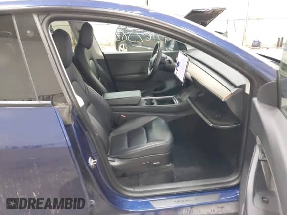 2021 Tesla Model Y Long Range with VIN 5YJYGDEE2MF159264, listed as a IAAI auction lot 43167588 with 83,012 mi miles and . Bid and sale history available at DreamBid. Image 5.