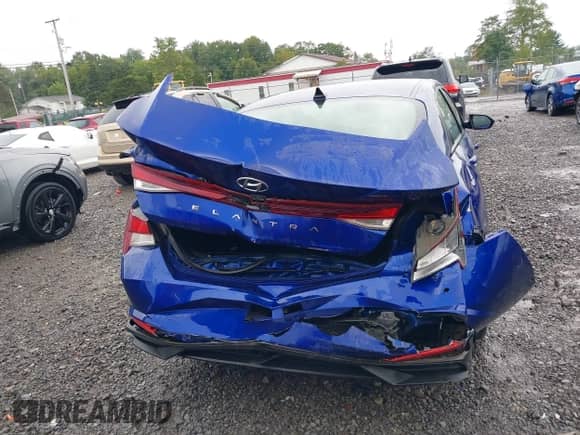 2021 Hyundai Elantra SEL с VIN KMHLM4AG0MU068376, выставлен на аукционе IAAI как лот 43133172 с пробегом 72 706 миль миль и . История ставок и продаж доступна на DreamBid. Изображение 16.