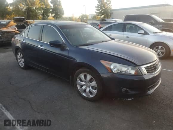 2010 Honda Accord EX z VIN 5KBCP3F75AB009537, wystawiony jako Copart lot #85197385 z przebiegiem 134 425 mil mil oraz Czysty tytuł • Clean title. Historia ofert i sprzedaży dostępna na DreamBid. Obrazek 4.