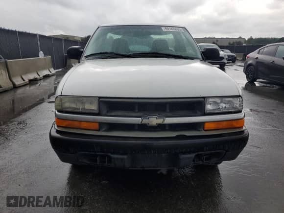 2000 Chevrolet S-10 with VIN 1GCCS1443YK181718, listed as a Copart auction lot 59185655 with 178,249 mi miles and Clean title. Bid and sale history available at DreamBid. Image 5.
