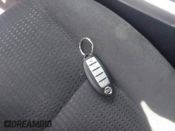 2015 Nissan Altima S z VIN 1N4AL3AP2FC102017, wystawiony jako IAAI lot #43349301 z przebiegiem 148 287 mil mil oraz . Historia ofert i sprzedaży dostępna na DreamBid. Obrazek 11.