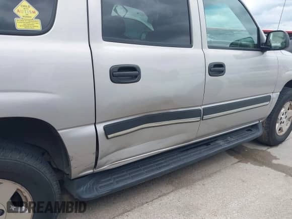 2004 Chevrolet Suburban LT с VIN 1GNEC16Z94J235657, выставлен на аукционе IAAI как лот 42361930 с пробегом 210 662 миль миль и . История ставок и продаж доступна на DreamBid. Изображение 6.
