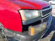 2004 Chevrolet Silverado 1500 Z71 z VIN 2GCEK13T941326949, wystawiony jako IAAI lot #43480012 z przebiegiem 321 825 mil mil oraz . Historia ofert i sprzedaży dostępna na DreamBid. Obrazek 6.