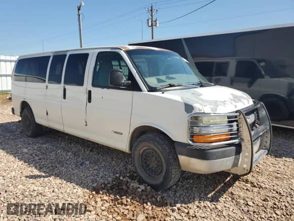 2004 Chevrolet Express Passenger z VIN 1GAHG39U441219042, wystawiony jako Copart lot #67287465 z przebiegiem 257 948 mil mil oraz Szkoda całkowita • Salvage title. Historia ofert i sprzedaży dostępna na DreamBid. Obrazek 4.