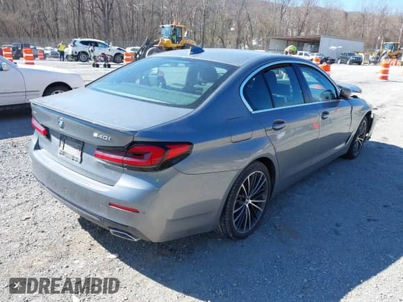 2023 BMW 5 Series 540i xDrive with VIN WBA73BJ02PWY28314, listed as a IAAI auction lot 41822010 with 15,207 mi miles and . Bid and sale history available at DreamBid. Image 4.