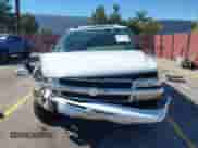 2003 Chevrolet Tahoe LS z VIN 1GNEC13T73R139140, wystawiony jako IAAI lot #43474168 z przebiegiem 269 196 mil mil oraz . Historia ofert i sprzedaży dostępna na DreamBid. Obrazek 13.