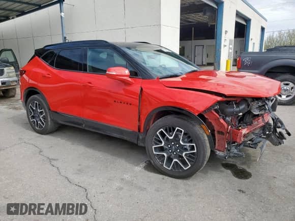 2023 Chevrolet Blazer RS z VIN 3GNKBERS9PS189505, wystawiony jako Copart lot #66619535 z przebiegiem 9 923 mil mil oraz Szkoda całkowita • Salvage title. Historia ofert i sprzedaży dostępna na DreamBid. Obrazek 4.