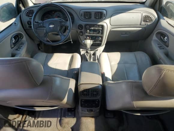 2006 Chevrolet TrailBlazer LS с VIN 1GNDT13S362100450, выставлен на аукционе Copart как лот 82124825 с пробегом 204 376 миль миль и Списание • Salvage title. История ставок и продаж доступна на DreamBid. Изображение 8.