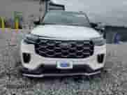 2025 Ford Explorer с VIN 1FMUK7HH8SGA05659, выставлен на аукционе Copart как лот 52077855 с пробегом 3 037 миль миль и Списание • Salvage title. История ставок и продаж доступна на DreamBid. Изображение 5.