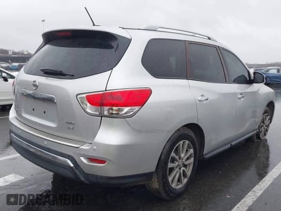 2015 Nissan Pathfinder SL с VIN 5N1AR2MM0FC687017, выставлен на аукционе IAAI как лот 41059799 с пробегом 87 041 миль миль и . История ставок и продаж доступна на DreamBid. Изображение 4.