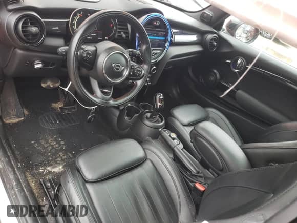 2021 MINI Hardtop Cooper S with VIN WMWXR5C08M2N51331, listed as a Copart auction lot 63426105 with 50,990 mi miles and Salvage title. Bid and sale history available at DreamBid. Image 8.