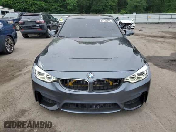2017 BMW M3 z VIN WBS8M9C37H5G86176, wystawiony jako Copart lot #61449215 z przebiegiem 71 108 mil mil oraz Szkoda całkowita • Salvage title. Historia ofert i sprzedaży dostępna na DreamBid. Obrazek 5.