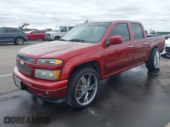 2010 Chevrolet Colorado 1LT z VIN 1GCDSCDE3A8131137, wystawiony jako IAAI lot #43435078 z przebiegiem 181 467 mil mil oraz . Historia ofert i sprzedaży dostępna na DreamBid. Obrazek 18.