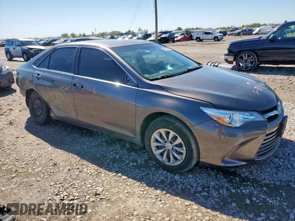 2017 Toyota Camry SE with VIN 4T1BF1FK6HU693047, listed as a Copart auction lot 90087945 with Not provided miles and Salvage title. Bid and sale history available at DreamBid. Image 4.