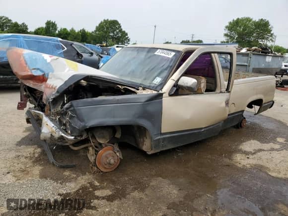 1989 Chevrolet Silverado 1500 с VIN 1GCDC14Z4KZ145192, выставлен на аукционе Copart как лот 57044565 с пробегом Не указан миль и Списание • Salvage title. История ставок и продаж доступна на DreamBid. Изображение 1.