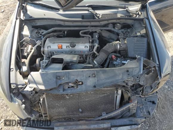 2010 Honda Accord EX-L с VIN 1HGCP2F83AA040345, выставлен на аукционе Copart как лот 85360005 с пробегом Не указан миль и Списание • Salvage title. История ставок и продаж доступна на DreamBid. Изображение 11.