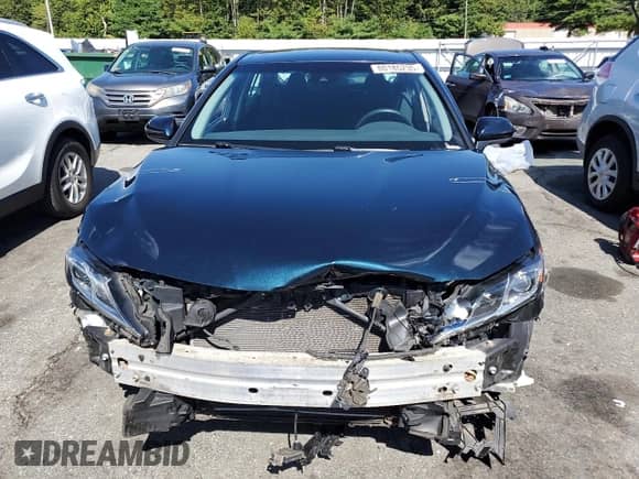 2020 Toyota Camry LE z VIN 4T1C11AK9LU874324, wystawiony jako Copart lot #80186235 z przebiegiem 154 948 mil mil oraz Nie do naprawy • Non repairable. Historia ofert i sprzedaży dostępna na DreamBid. Obrazek 5.