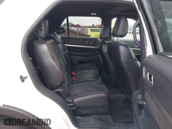 2018 Ford Explorer XLT z VIN 1FM5K8DH9JGC06811, wystawiony jako IAAI lot #43537534 z przebiegiem 135 099 mil mil oraz . Historia ofert i sprzedaży dostępna na DreamBid. Obrazek 8.