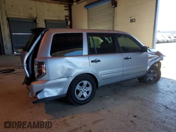 2007 Honda Pilot LX с VIN 5FNYF28197B003307, выставлен на аукционе Copart как лот 67850535 с пробегом 153 609 миль миль и Списание • Salvage title. История ставок и продаж доступна на DreamBid. Изображение 3.