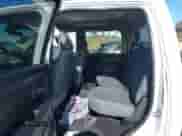 2017 Ram 1500 Express z VIN 1C6RR6KT2HS836083, wystawiony jako IAAI lot #41196687 z przebiegiem 94 127 mil mil oraz . Historia ofert i sprzedaży dostępna na DreamBid. Obrazek 8.