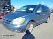 2007 Hyundai Entourage GLS с VIN KNDMC233776038102, выставлен на аукционе IAAI как лот 41511392 с пробегом 168 272 миль миль и . История ставок и продаж доступна на DreamBid. Изображение 2.