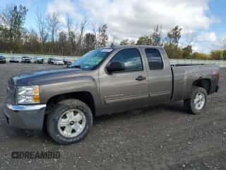 2013 Chevrolet Silverado 1500 LT с VIN 1GCRKSE74DZ217863, выставлен на аукционе Copart как лот 82469975 с пробегом 133 498 миль миль и Чистый • Clean title. История ставок и продаж доступна на DreamBid. Изображение 1.