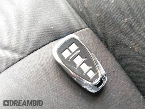 2017 Chevrolet Malibu LT с VIN 1G1ZE5STXHF123657, выставлен на аукционе IAAI как лот 42507179 с пробегом 215 139 миль миль и . История ставок и продаж доступна на DreamBid. Изображение 11.