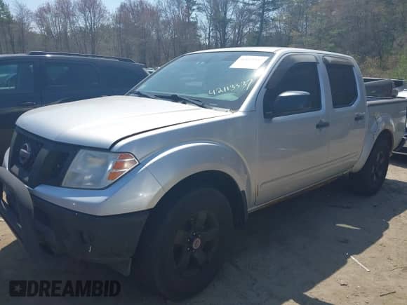 2011 Nissan Frontier Pro-4X z VIN 1N6AD0EVXBC407089, wystawiony jako IAAI lot #42113537 z przebiegiem 124 853 mil mil oraz . Historia ofert i sprzedaży dostępna na DreamBid. Obrazek 17.