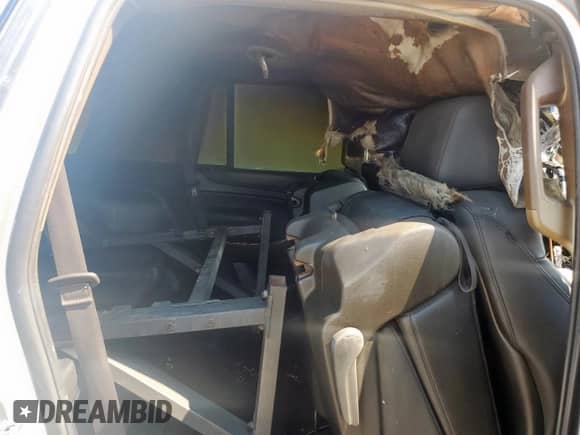2016 Chevrolet Tahoe LTZ с VIN 1GNSCCKC0GR229641, выставлен на аукционе Copart как лот 69683685 с пробегом Не указан миль и Чистый • Clean title. История ставок и продаж доступна на DreamBid. Изображение 11.