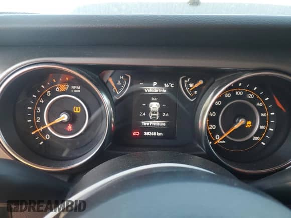 2022 Jeep Wrangler Willys z VIN 1C4GJXANXNW173513, wystawiony jako Copart lot #67620405 z przebiegiem 38 248 mil mil oraz Szkoda całkowita • Salvage title. Historia ofert i sprzedaży dostępna na DreamBid. Obrazek 9.