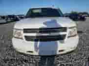 2011 Chevrolet Tahoe LTZ z VIN 1GNSCCE09BR398681, wystawiony jako Copart lot #86119575 z przebiegiem 319 060 mil mil oraz Czysty tytuł • Clean title. Historia ofert i sprzedaży dostępna na DreamBid. Obrazek 5.