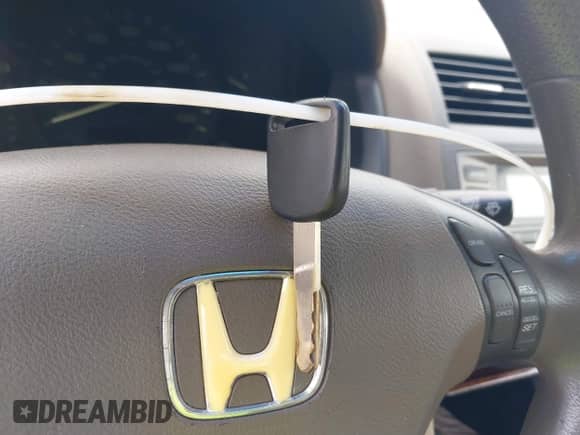 2007 Honda Accord EX с VIN 1HGCM56717A178153, выставлен на аукционе IAAI как лот 42866187 с пробегом 137 412 миль миль и . История ставок и продаж доступна на DreamBid. Изображение 11.