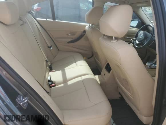 2014 BMW 3 Series 328d xDrive с VIN WBA3D5C5XEKX98585, выставлен на аукционе Copart как лот 84061455 с пробегом 95 446 миль миль и Списание • Salvage title. История ставок и продаж доступна на DreamBid. Изображение 10.