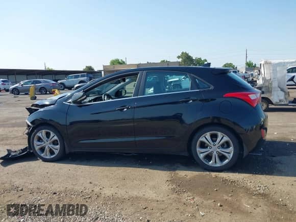 2013 Hyundai Elantra с VIN KMHD35LE9DU056350, выставлен на аукционе IAAI как лот 42433603 с пробегом 166 507 миль миль и . История ставок и продаж доступна на DreamBid. Изображение 15.