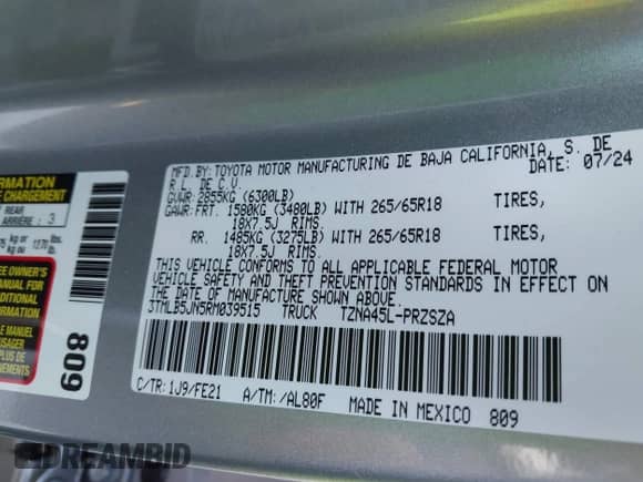 2024 Toyota Tacoma SR5 z VIN 3TMLB5JN5RM039515, wystawiony jako IAAI lot #42416031 z przebiegiem 10 900 mil mil oraz . Historia ofert i sprzedaży dostępna na DreamBid. Obrazek 9.
