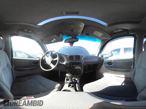 2002 Chevrolet TrailBlazer LS with VIN 1GNDS13S222526028, listed as a IAAI auction lot 42482427 with 299,910 mi miles and . Bid and sale history available at DreamBid. Image 18.