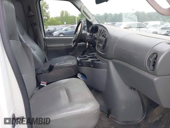 2007 Ford Econoline Cargo Commercial с VIN 1FTNE14W57DA71161, выставлен на аукционе IAAI как лот 42450638 с пробегом 115 731 миль миль и . История ставок и продаж доступна на DreamBid. Изображение 5.