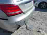 2014 Hyundai Equus Signature z VIN KMHGH4JH1EU073912, wystawiony jako IAAI lot #41672671 z przebiegiem 168 197 mil mil oraz . Historia ofert i sprzedaży dostępna na DreamBid. Obrazek 6.