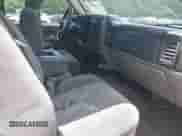 2005 Chevrolet Tahoe LS с VIN 1GNEC13V65R154250, выставлен на аукционе IAAI как лот 42633273 с пробегом 319 329 миль миль и . История ставок и продаж доступна на DreamBid. Изображение 5.