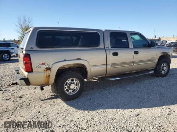 2005 Chevrolet Silverado 1500HD LS с VIN 1GCGK13U75F860057, выставлен на аукционе Copart как лот 73538504 с пробегом 135 742 миль миль и Чистый • Clean title. История ставок и продаж доступна на DreamBid. Изображение 3.