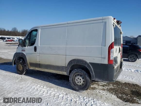 2015 Ram ProMaster Cargo с VIN 3C6TRVNG6FE516747, выставлен на аукционе Copart как лот 42128965 с пробегом 266 877 миль миль и Списание • Salvage title. История ставок и продаж доступна на DreamBid. Изображение 2.