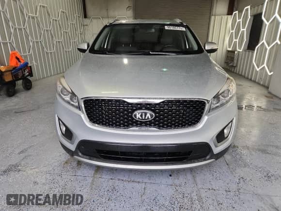 2016 Kia Sorento EX с VIN 5XYPH4A50GG133130, выставлен на аукционе Copart как лот 90106115 с пробегом 248 989 миль миль и Чистый • Clean title. История ставок и продаж доступна на DreamBid. Изображение 5.