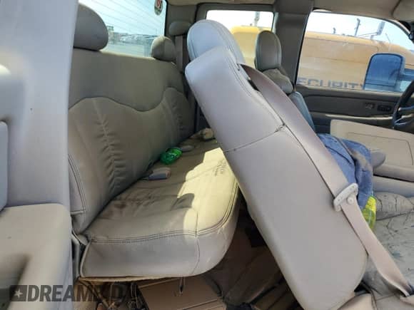 2002 Chevrolet Silverado 2500HD LT с VIN 1GCHK29152E126591, выставлен на аукционе Copart как лот 53451405 с пробегом Не указан миль и Списание • Salvage title. История ставок и продаж доступна на DreamBid. Изображение 10.