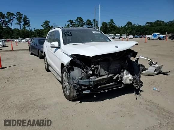2019 Mercedes-Benz GLS 450 z VIN 4JGDF6EE2KB240063, wystawiony jako Copart lot #70652205 z przebiegiem 115 848 mil mil oraz Szkoda całkowita • Salvage title. Historia ofert i sprzedaży dostępna na DreamBid. Obrazek 15.