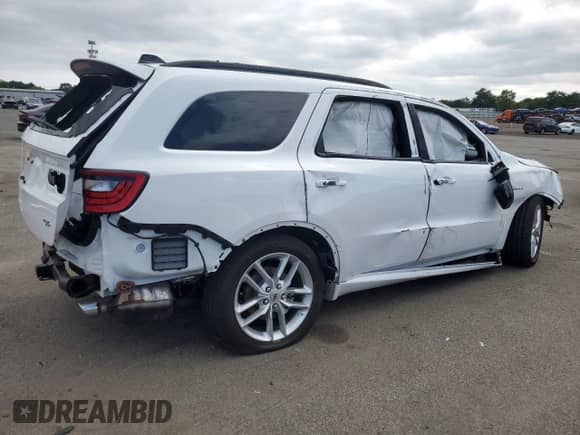 2024 Dodge Durango R/T Plus with VIN 1C4SDJCT2RC238162, listed as a Copart auction lot 69205495 with 3,020 mi miles and Salvage title. Bid and sale history available at DreamBid. Image 3.