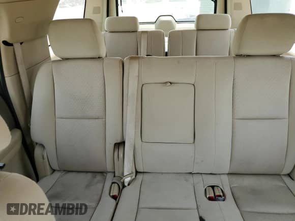 2012 Chevrolet Suburban LS with VIN 1GNSCHE00CR178893, listed as a Copart auction lot 58596515 with 136,685 mi miles and Salvage title. Bid and sale history available at DreamBid. Image 10.
